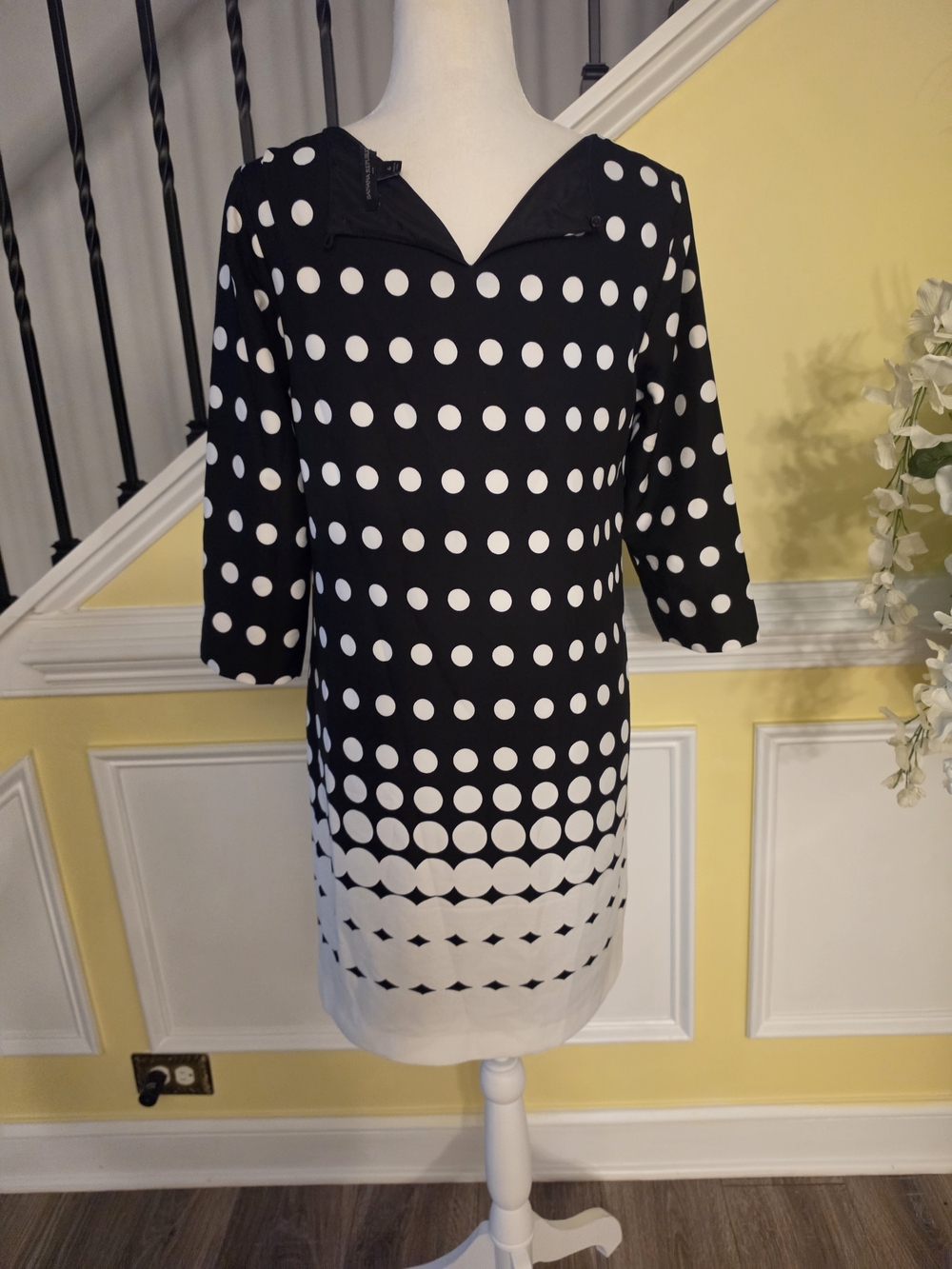 Banana Republic Black & White Polka Dot Women's Dress Sz-6 - Picture 5 of 8